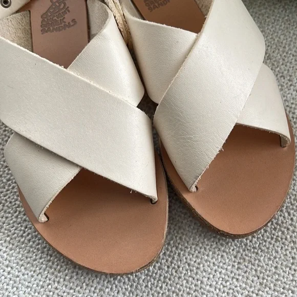 Ancient Greek Sandals girl display picture 3